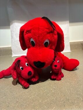 Lot of 3 Vintage Clifford the Big Red Dog Plush**READ